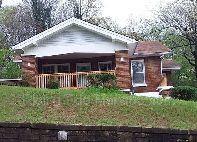 property at 200 9th Ct W