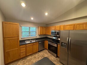 7333 Michaels Landing Dr in Charlotte, NC - Building Photo - Building Photo