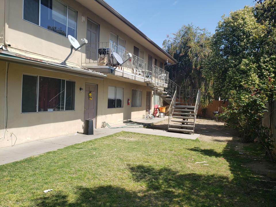 3836 N Thorne Ave in Fresno, CA - Building Photo