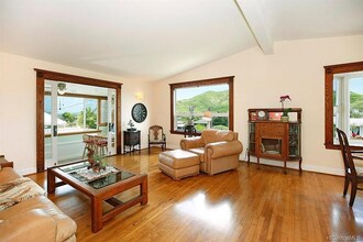 1132 Mapuana St in Kailua, HI - Building Photo - Building Photo