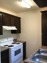 3102 Lane St, Unit #1 in Laredo, TX - Building Photo - Building Photo