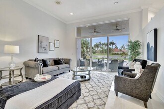 2922 Medinah in Weston, FL - Foto de edificio - Building Photo