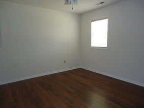 109 Willow Way in Elizabeth City, NC - Building Photo - Building Photo