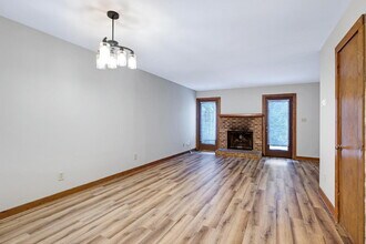 5544 Kaplan Dr in Raleigh, NC - Building Photo - Building Photo