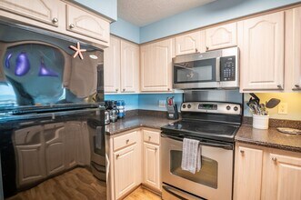 1 Neptune Pl in Kure Beach, NC - Building Photo - Building Photo