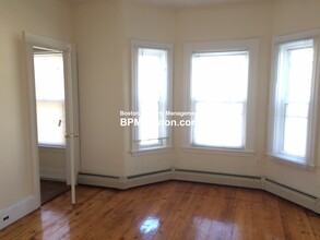 76 Hano St, Unit 76 in Boston, MA - Building Photo - Building Photo