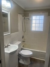 208 Linwood Dr in Lexington, KY - Building Photo - Building Photo