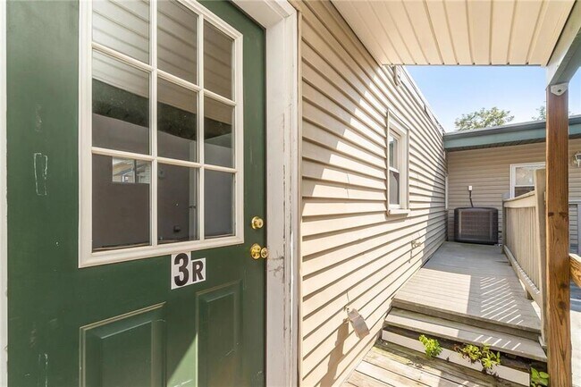 427 Front St in Catasauqua, PA - Building Photo - Building Photo