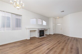 252 Horizon Pointe Cir in Henderson, NV - Building Photo - Building Photo