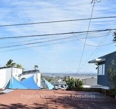 4522 Niagara Ave in San Diego, CA - Building Photo - Building Photo