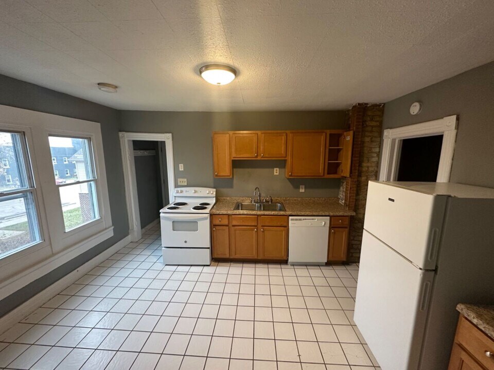 2923 N 1st St in Milwaukee, WI - Building Photo