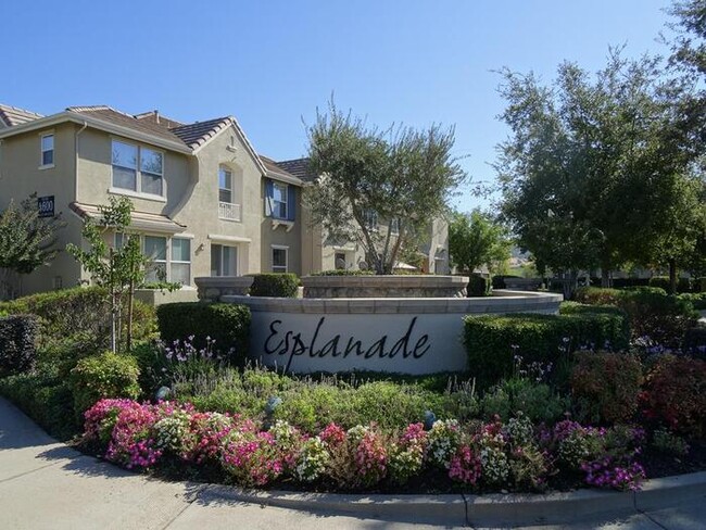 property at 4604 Esplanade Cir