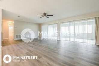 1303 Pine Needle Rd in Venice, FL - Building Photo - Building Photo