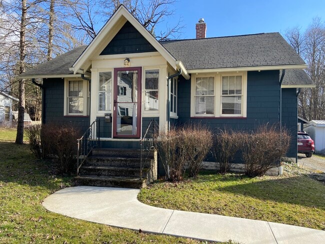 236 Allegheny St in Meadville, PA - Building Photo - Building Photo