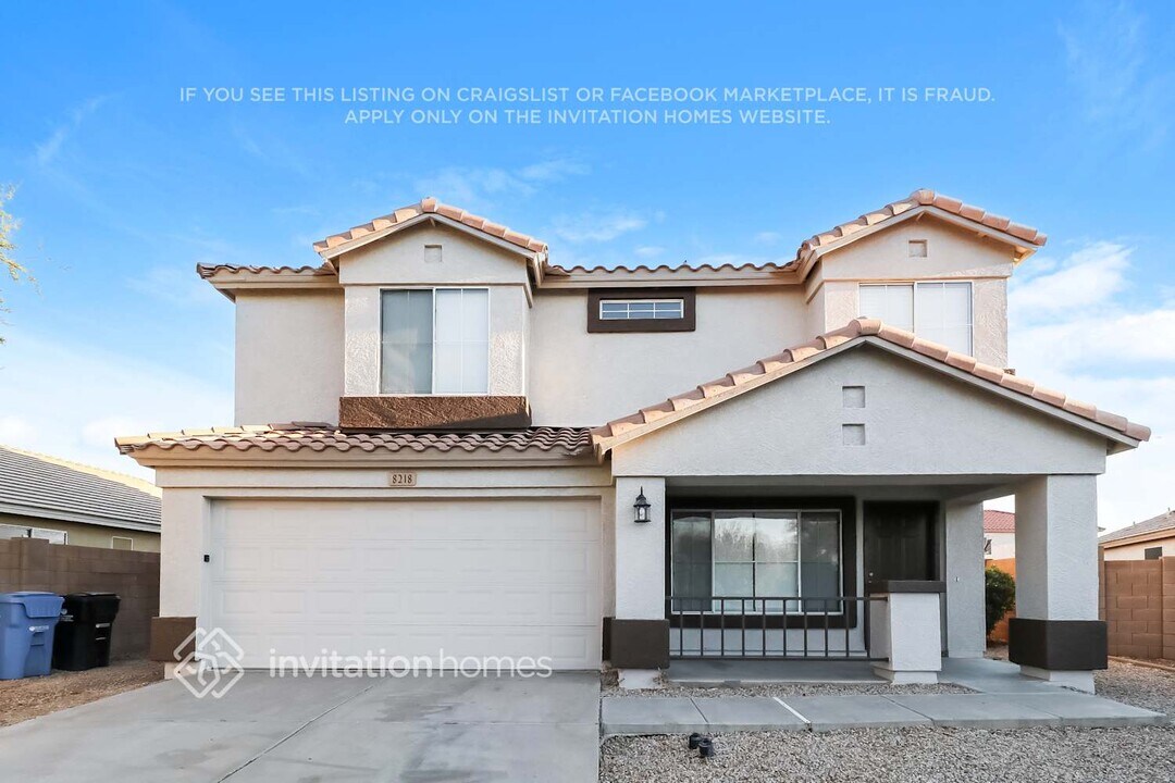 8218 W Lumbee St in Phoenix, AZ - Building Photo