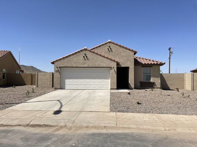 773 Silvercreek Ln in Casa Grande, AZ - Building Photo - Building Photo