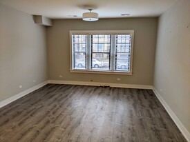 1143 Maple, Unit 916-GDN Apartments