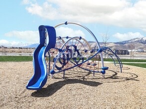 1003 Harvey St in Carson City, NV - Foto de edificio - Building Photo