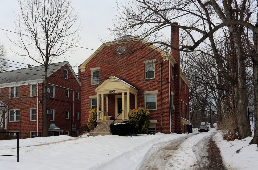 8302 Flower Ave in Takoma Park, MD - Building Photo