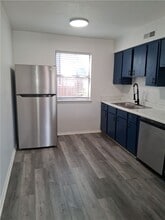 1855 W Deane St in Fayetteville, AR - Building Photo - Building Photo