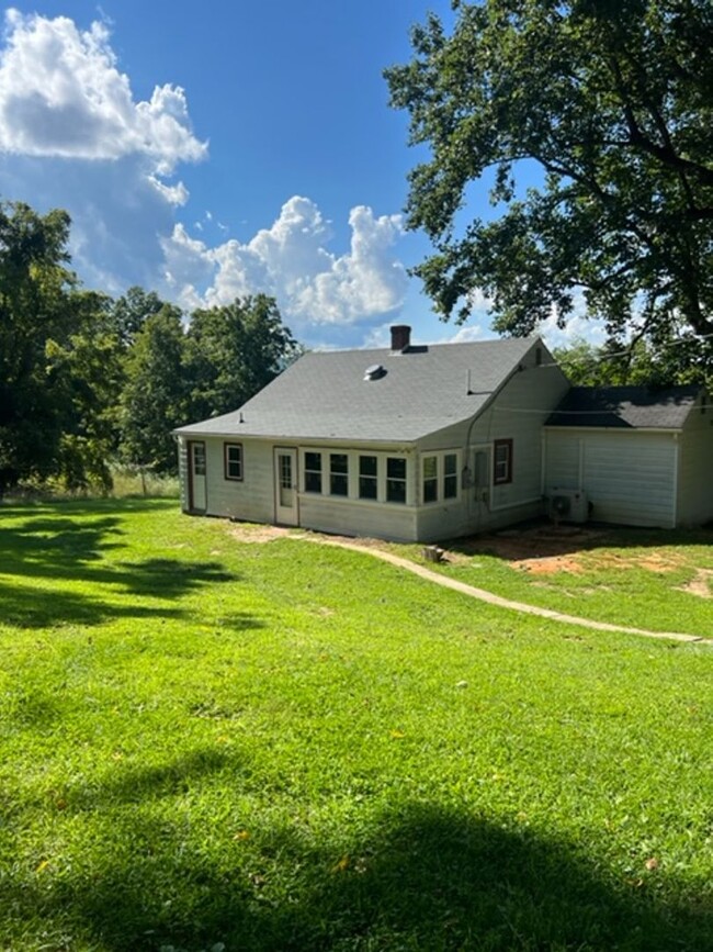 property at 1333 Falling Spring Rd