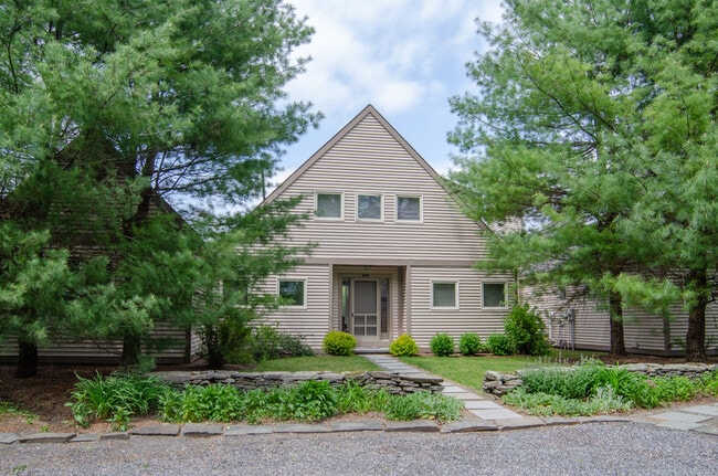 property at 332 Arcadia Dr