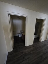 201 2nd Ave N, Unit Apartment 3 in Dallas, WI - Building Photo - Building Photo