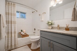 8313 Lowell Ave in Overland Park, KS - Building Photo - Building Photo