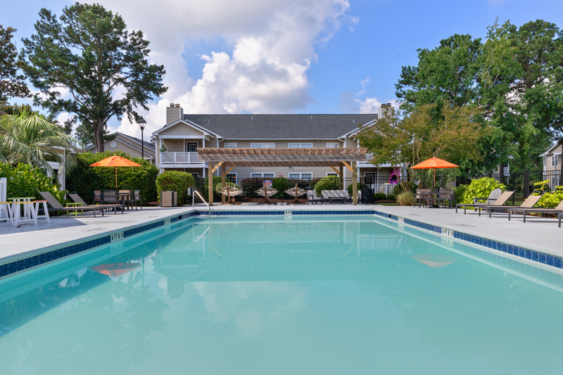 Cypress Pointe Apartment Homes in Wilmington, NC - Foto de edificio