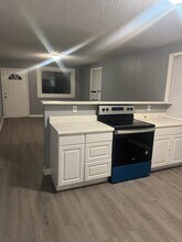 516 S Hennessey St, Unit 516 S Hennessey St in New Orleans, LA - Foto de edificio - Building Photo