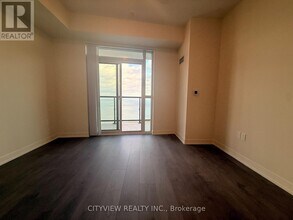 38 Annie Craig Dr in Toronto, ON - Building Photo - Building Photo