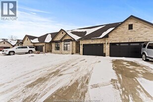 269 Livingstone Cres in Amherstburg, ON - Building Photo