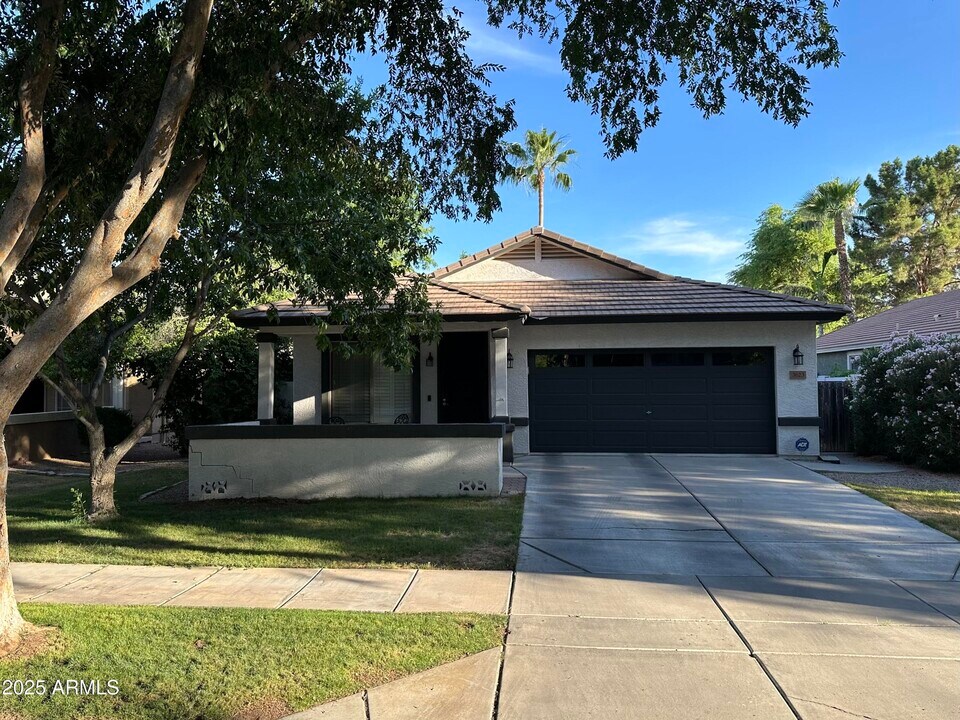 3623 E Linda Ln in Gilbert, AZ - Building Photo