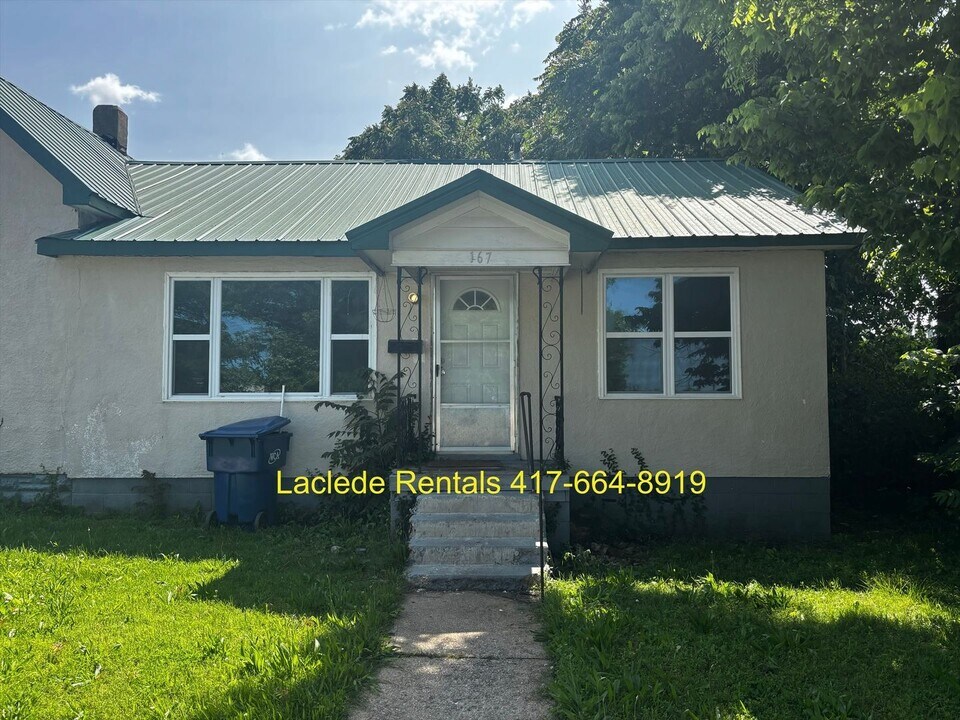 167 N Monroe St in Lebanon, MO - Building Photo