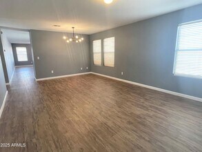 2604 W Mobile Ln in Phoenix, AZ - Building Photo - Building Photo