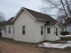 1101 Rogers St in Stevens Point, WI - Building Photo