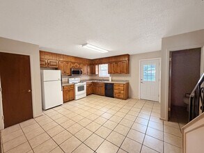 419 W Kiowa Ave in Hobbs, NM - Building Photo - Building Photo