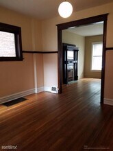 3335 N Sheffield Ave in Chicago, IL - Building Photo - Building Photo
