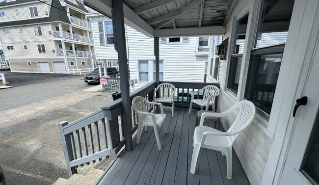 10 K St in Hampton, NH - Building Photo - Building Photo