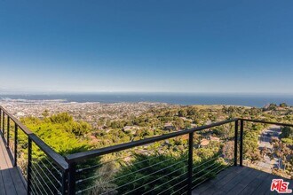 6112 Via Subida in Rancho Palos Verdes, CA - Building Photo - Building Photo