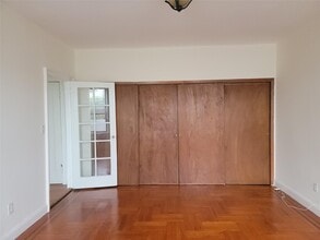 35-06-35169 169th St in Queens, NY - Building Photo - Building Photo