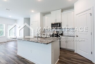 385 White Tail Rd in Mcdonough, GA - Building Photo - Building Photo