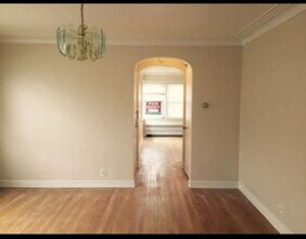 2640 W Greenleaf Ave, Unit 2640 WW. Greenleaf apt 3 in Chicago, IL - Building Photo - Building Photo