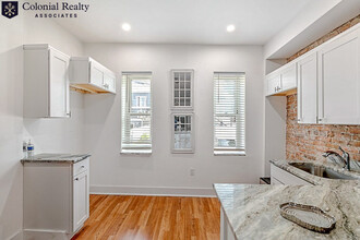 27 Swallow St in Boston, MA - Building Photo - Building Photo