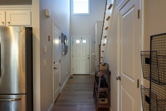 40 Streamview Dr in Cumberland, RI - Building Photo - Building Photo