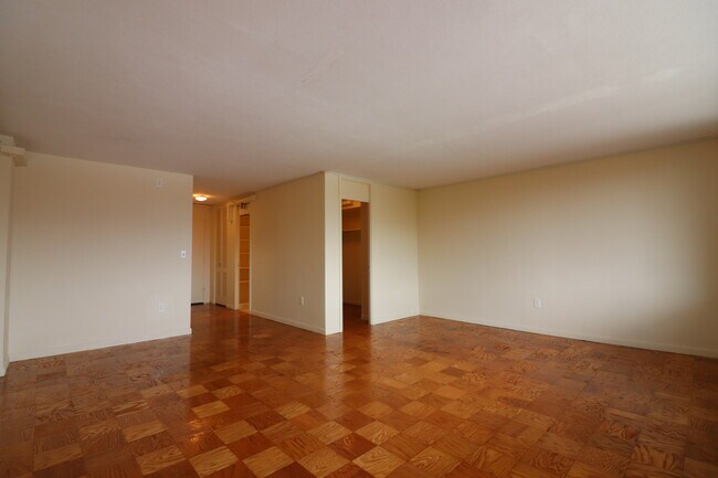 101 Monmouth St in Brookline, MA - Building Photo - Building Photo