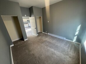 825 Grant Pl in Canton, IL - Building Photo - Building Photo