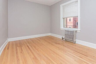 7620 S Phillips Ave in Chicago, IL - Building Photo - Building Photo