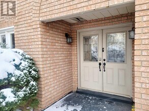 29 Worthington Ave in Richmond Hill, ON - Building Photo - Building Photo