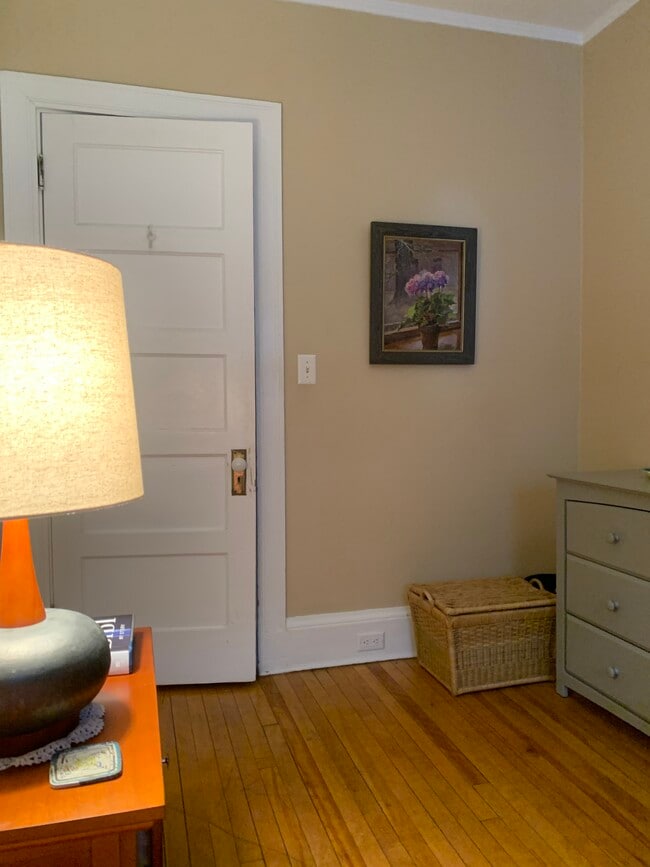 180 High St, Unit 10 in Portland, ME - Building Photo - Building Photo